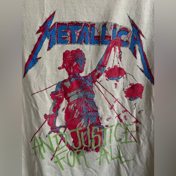 Urban Outfitters Metallica Graphic Cream T-Shirt Size XL - Picture 2 of 7